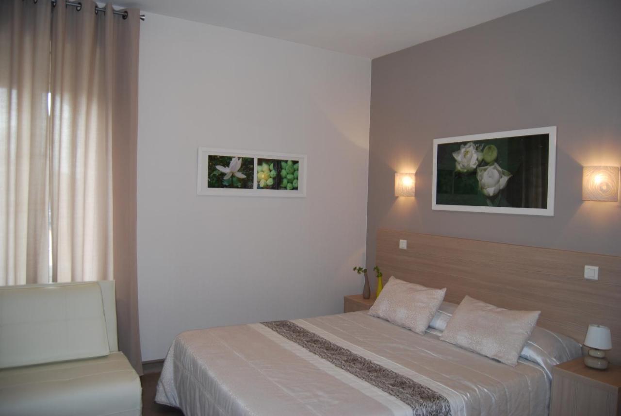 Logis Hotel Restaurant Du Midi - Rodez Centre Zewnętrze zdjęcie