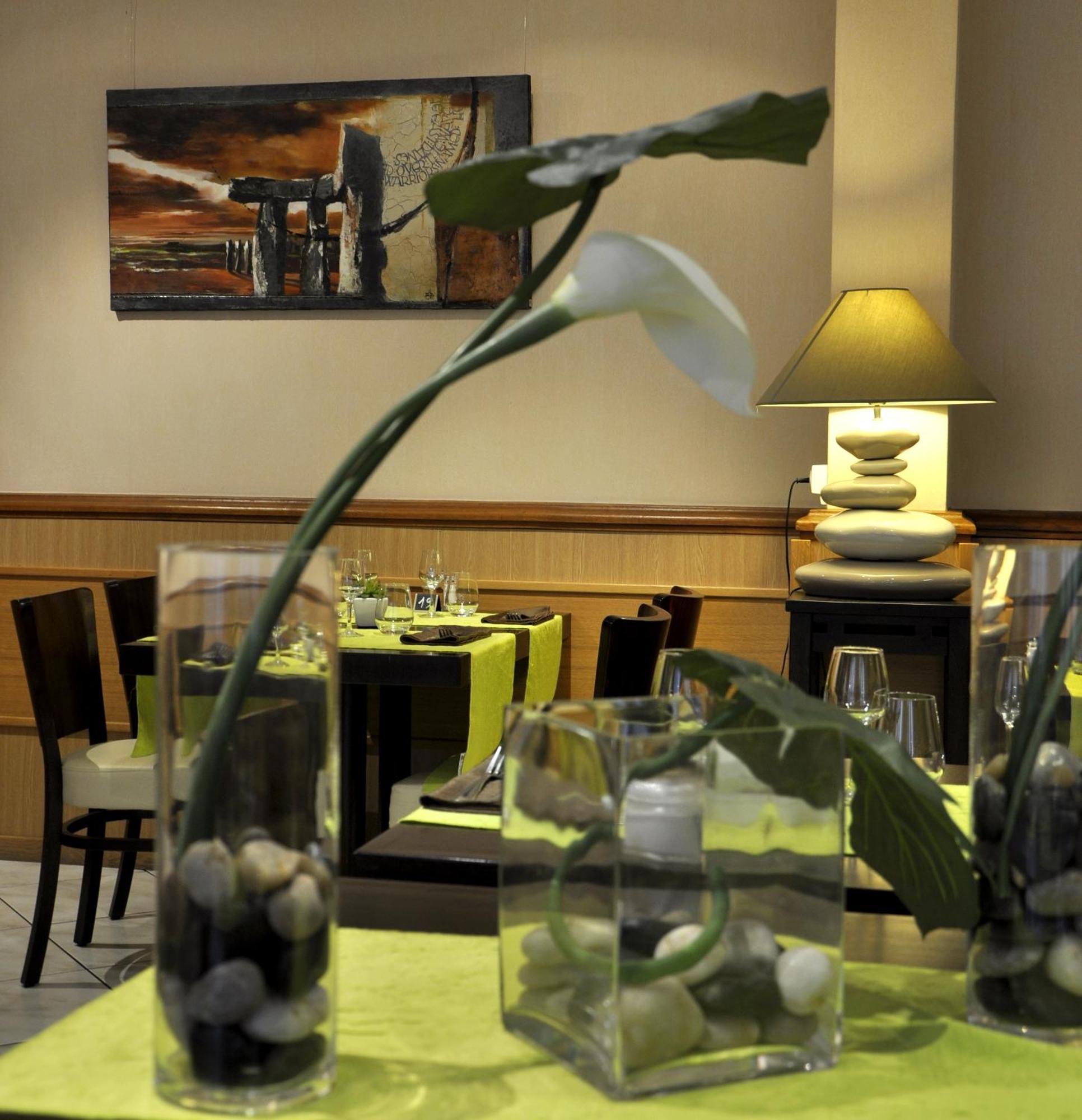 Logis Hotel Restaurant Du Midi - Rodez Centre Zewnętrze zdjęcie